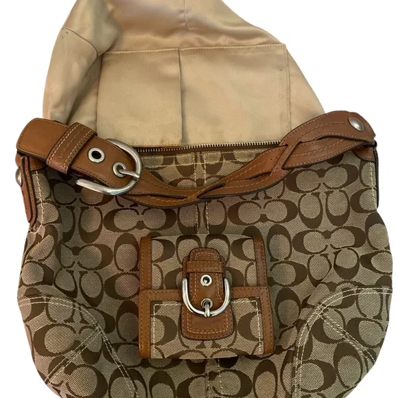 Coach HOBO Bag and Matching Wallet. Y2K and looking great./1 owner. Auth/Coach - Picture 5 of 16